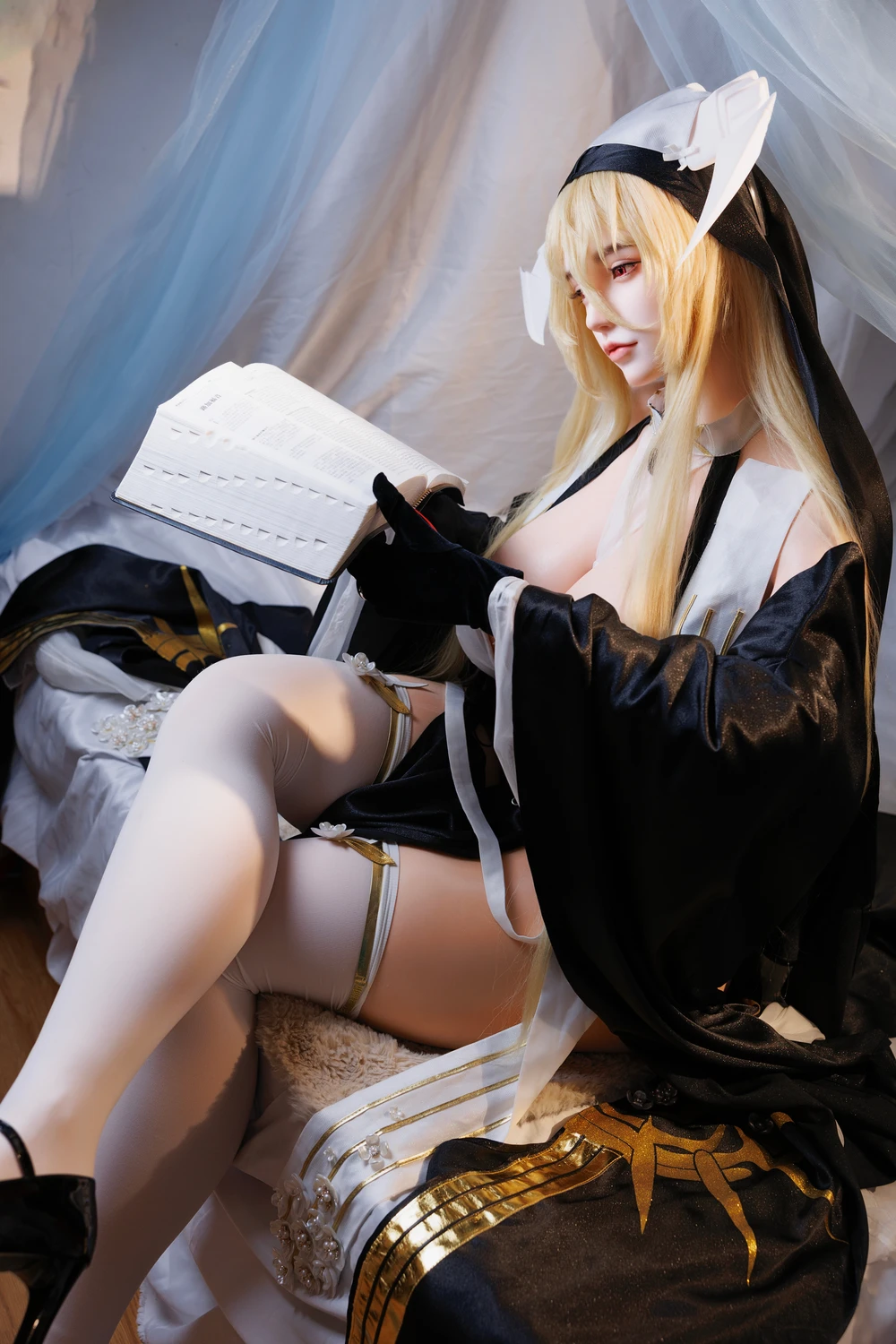 Shedoll Mid-Autumn Photo Contest — The Nun and the Mooncake